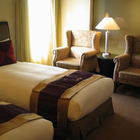 Nisus Hotel Taipei Bagian luar foto