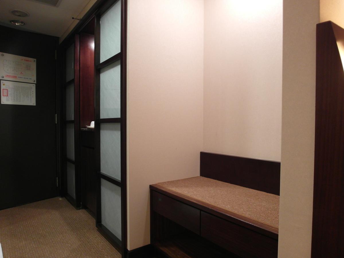 Nisus Hotel Taipei Bagian luar foto