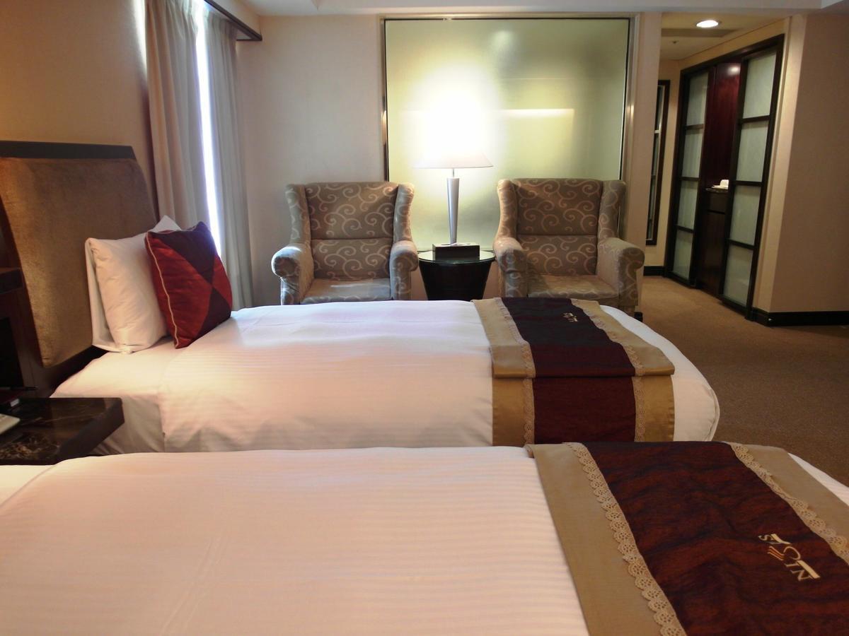 Nisus Hotel Taipei Bagian luar foto