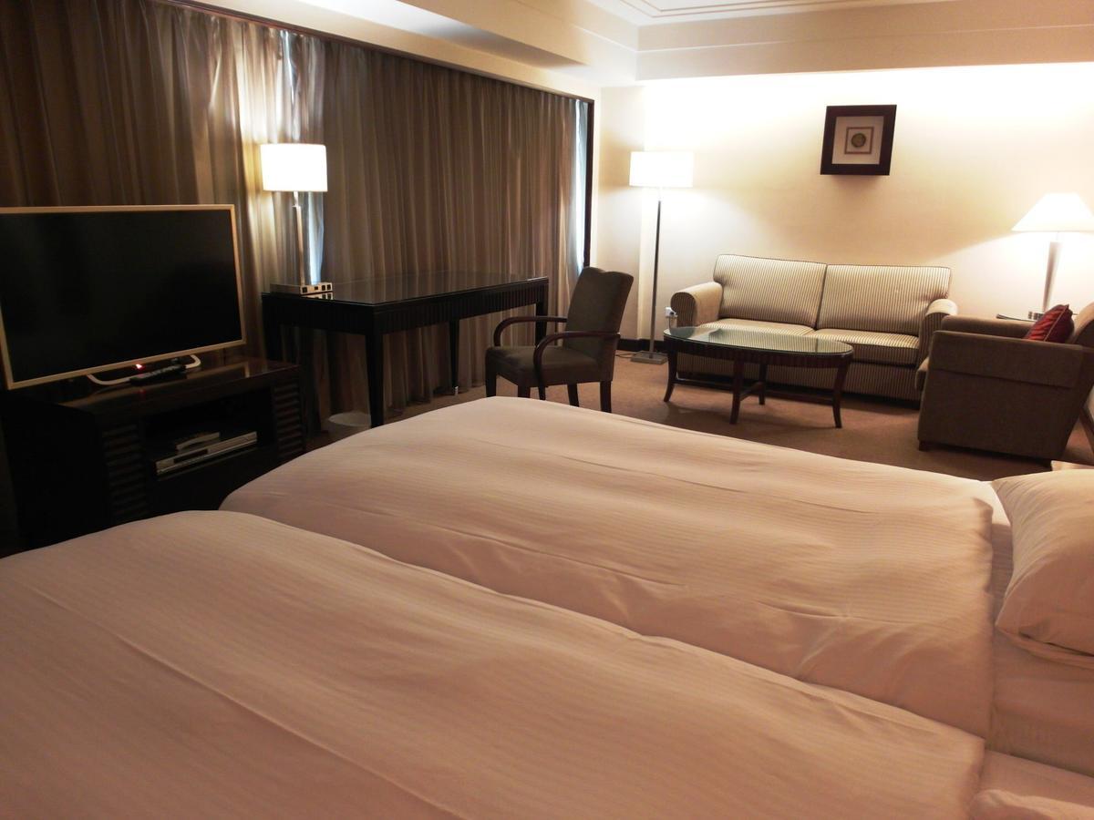 Nisus Hotel Taipei Bagian luar foto